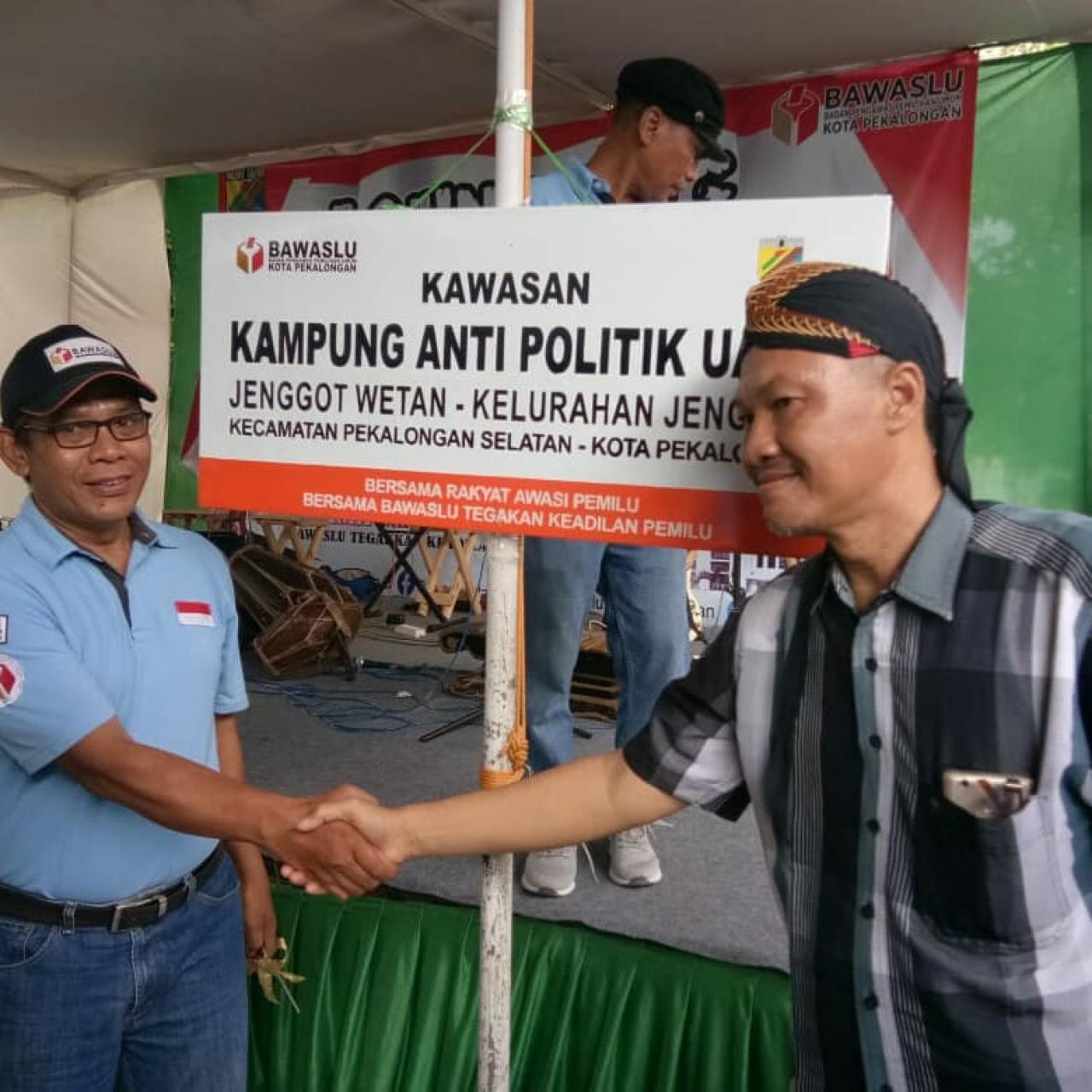 Bawaslu Kota Pekalongan Launching 3 Kampung Anti Politik Uang