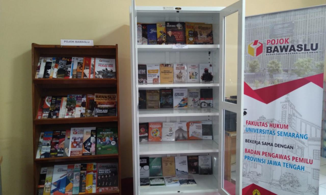 Pojok Bawaslu Jateng Hadir di Perpustakaan FH Universitas Semarang