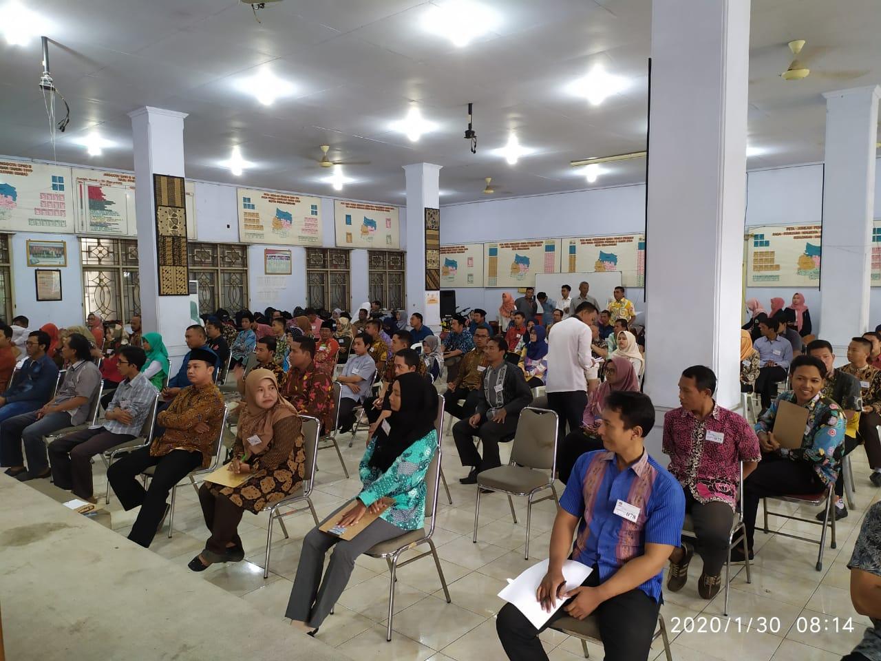 BAWASLU REKOMENDASIKAN EMPAT CALON ANGGOTA PPK YANG TIDAK SESUAI ATURAN