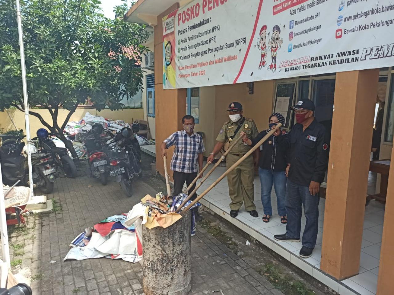 2.196 Buah APK Pemilu Tahun 2019 Dimusnahkan