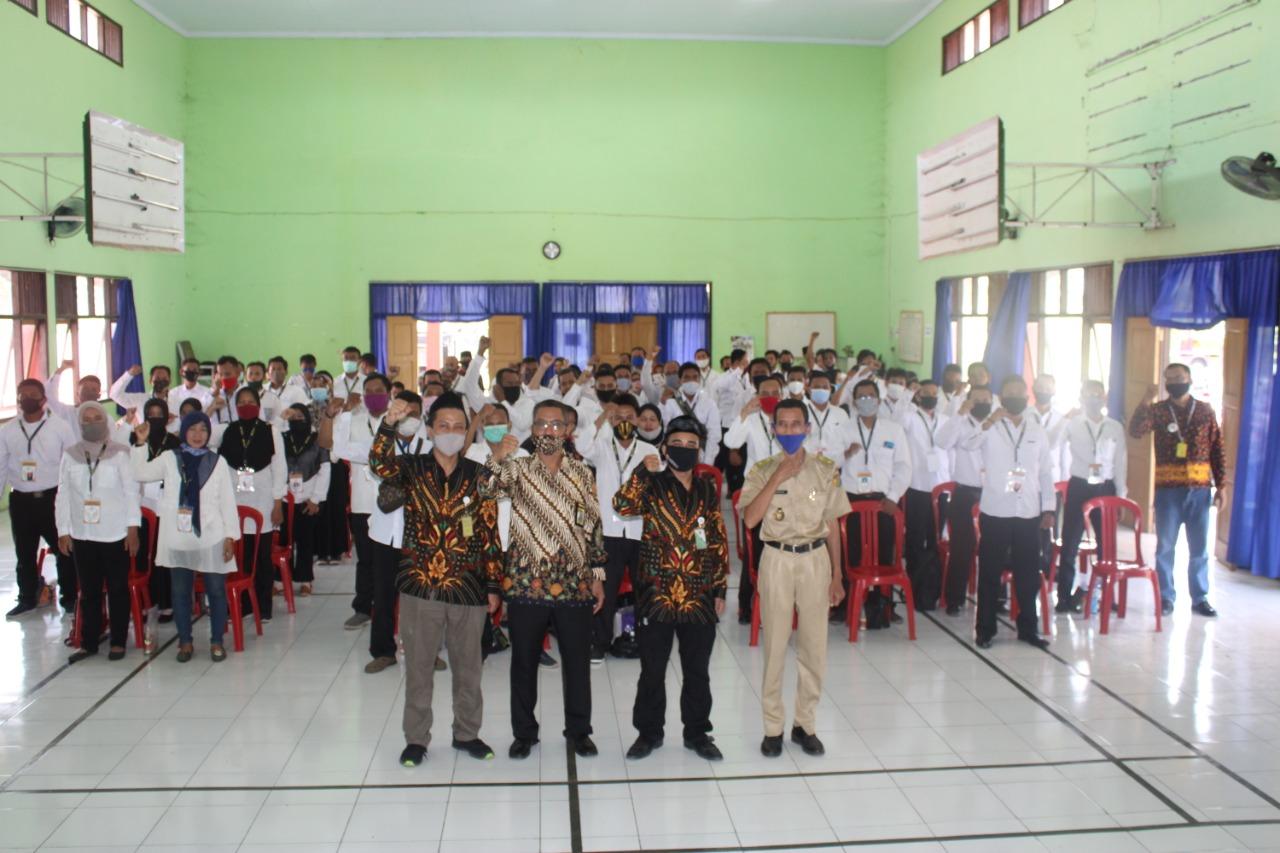 Bawaslu Kota Pekalongan Lantik 593 Pengawas TPS Serentak dalam waktu 1 hari