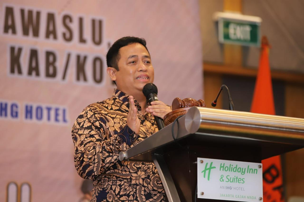 Bawaslu Sosialisasikan E-PPID ke Bawaslu Provinsi dan Bawaslu Kab/Kota DKI, Banten dan Jateng