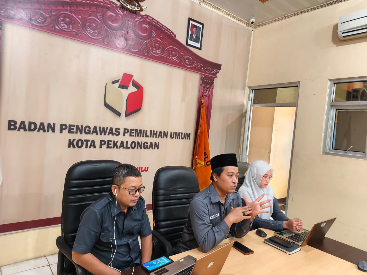 rapat