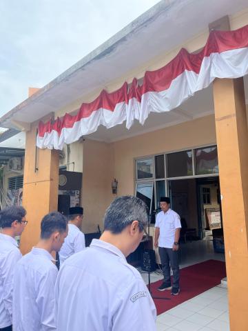 Ketua Bawaslu Kota Pekalongan menjadi pembina apel memperingati HUT Bawaslu RI