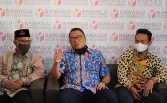 Frizt Edward Siregar Supervisi Pengawasan kesiapan Pilkada tahun 2020, Bawaslu Kota Pekalongan Telah Siap.